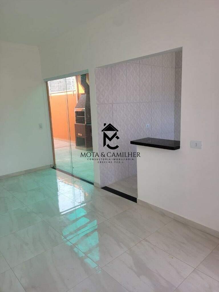 Casa à venda no Piracangágua (Chácara Flórida): 