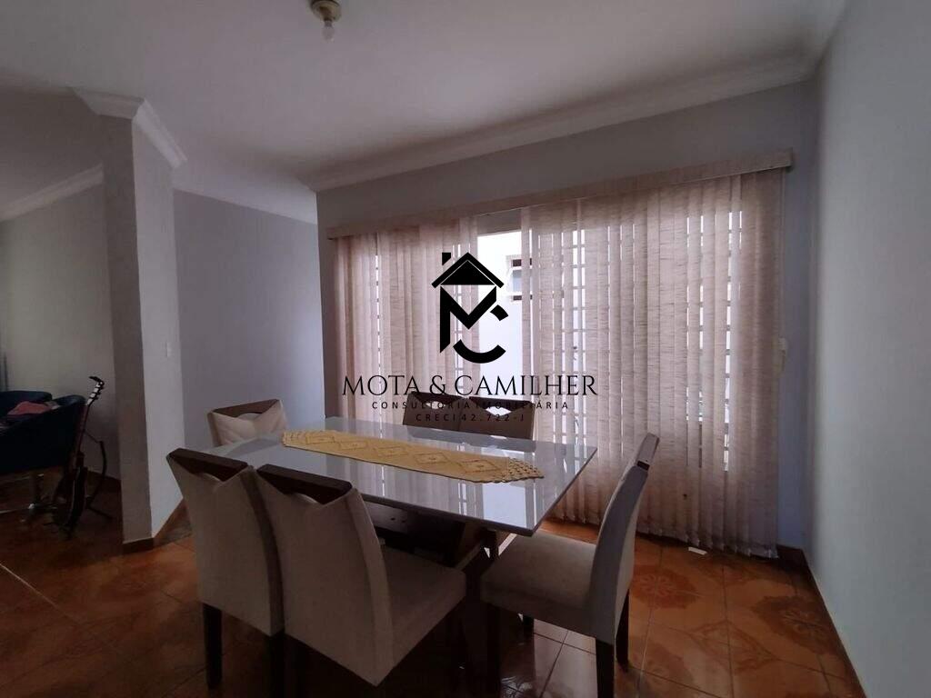 Casa à venda no Jardim da Luz: 