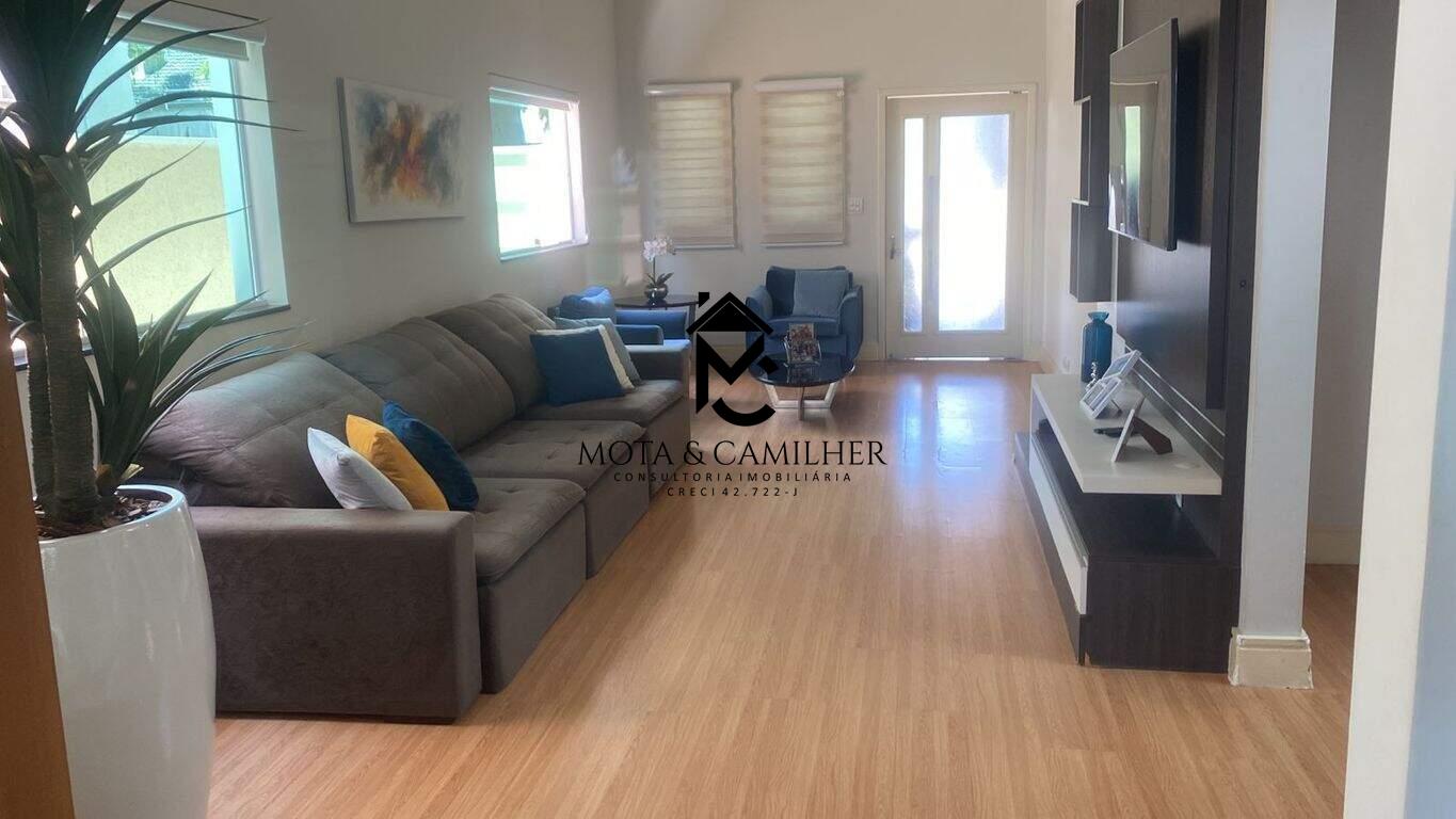 Casa em condominio à venda no Campos do Conde Chambord: 