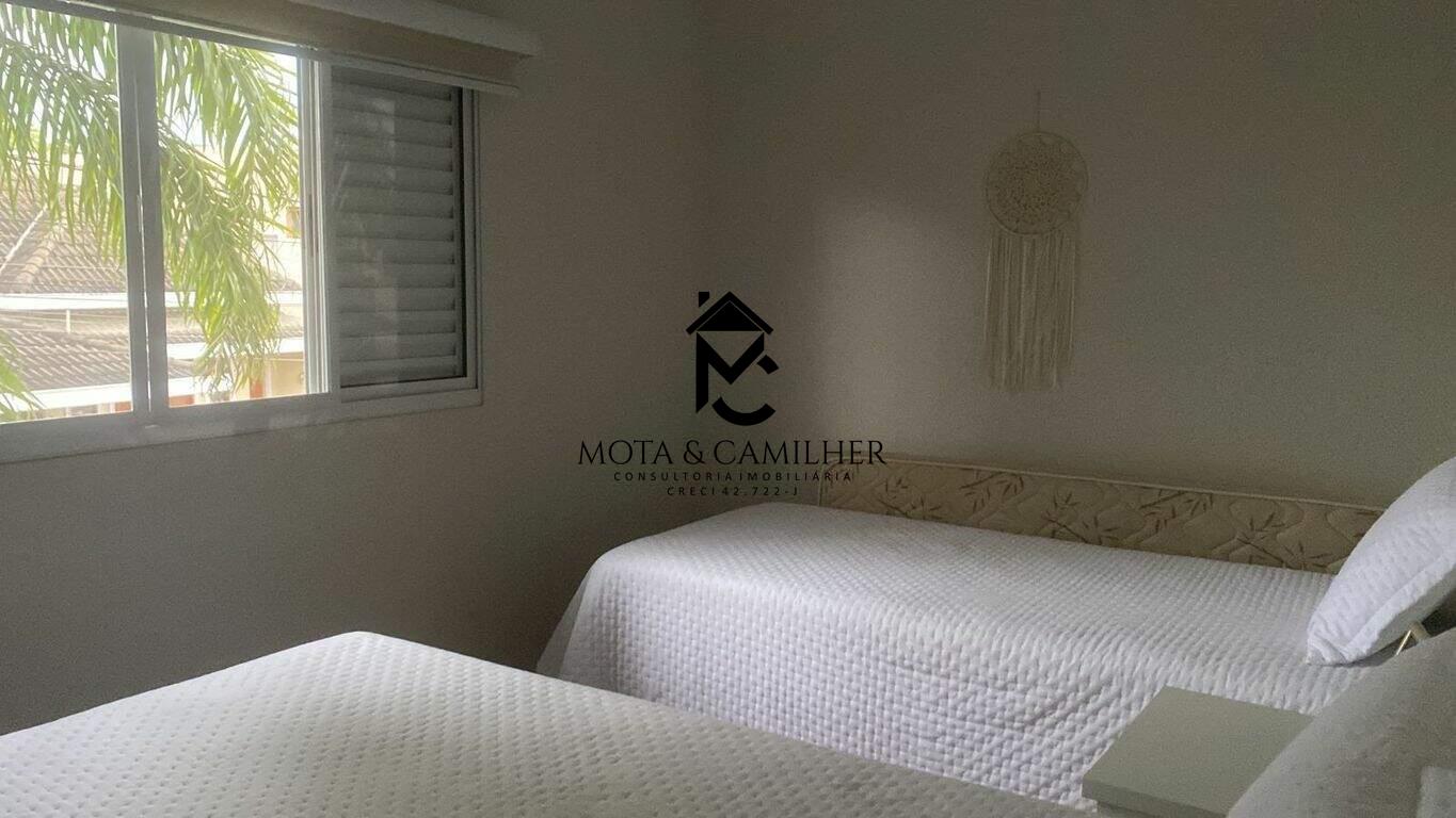 Casa em condominio à venda no Campos do Conde Chambord: 