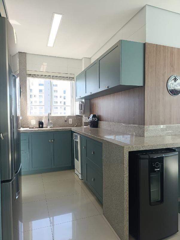 Apartamento para aluguel no Centro: 