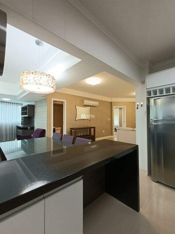 Apartamento para aluguel no Centro: 