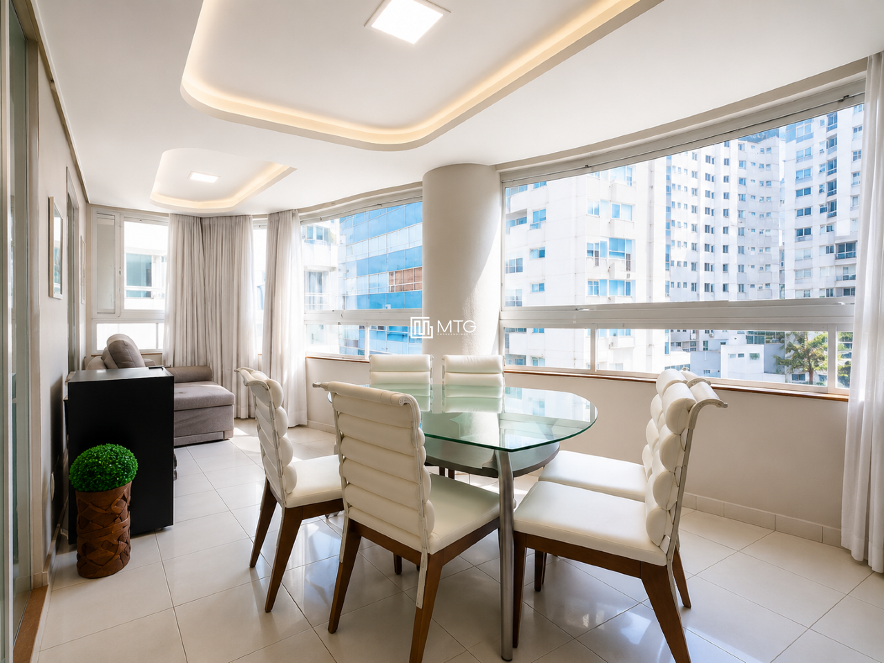 Apartamento para aluguel no Centro: 