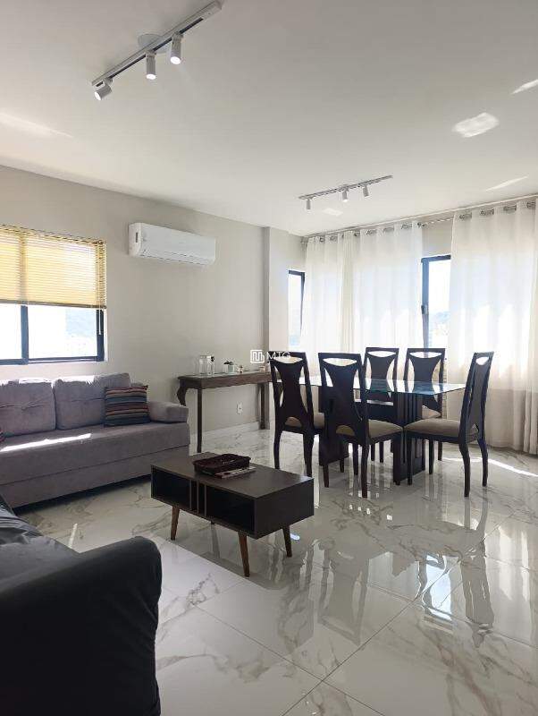 Apartamento para aluguel no Centro: 