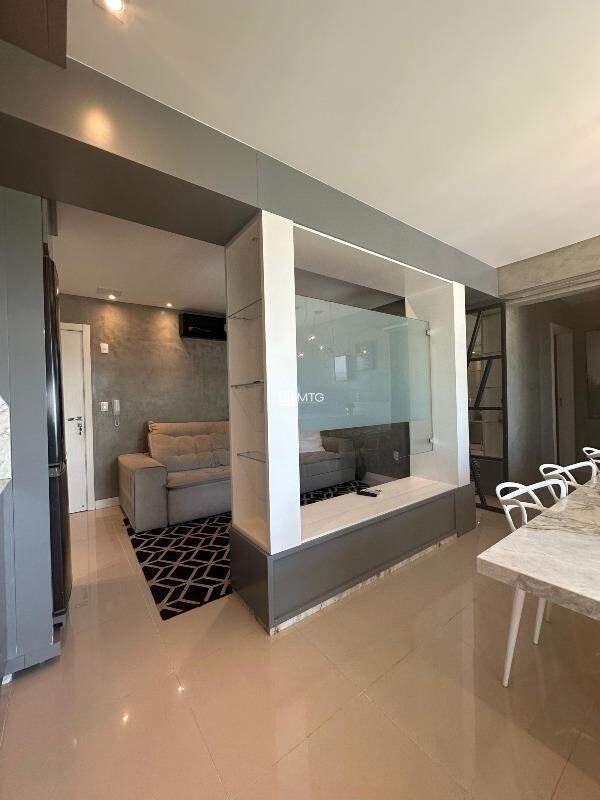 Apartamento para aluguel no Centro: 