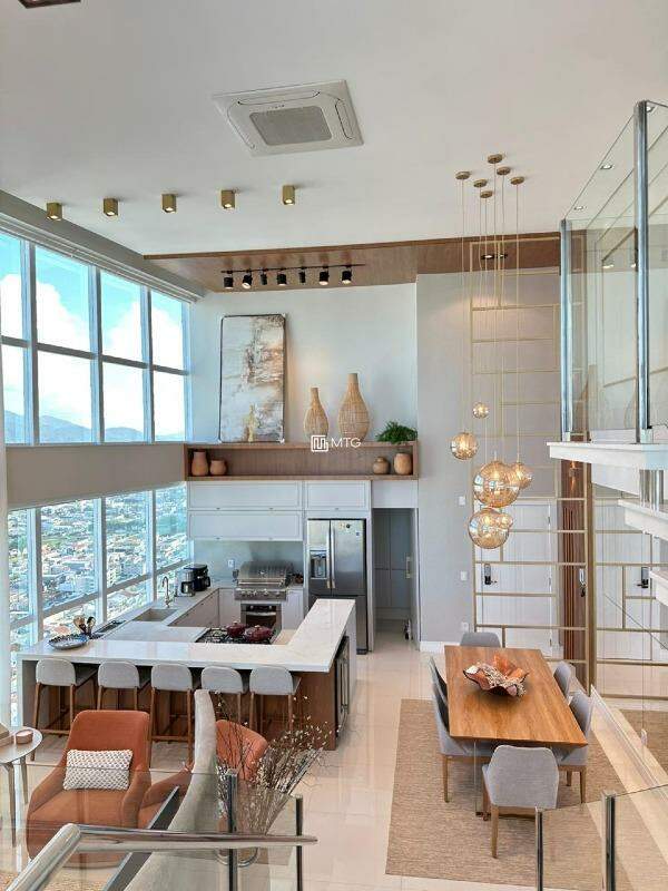 Apartamento para aluguel no Centro: 