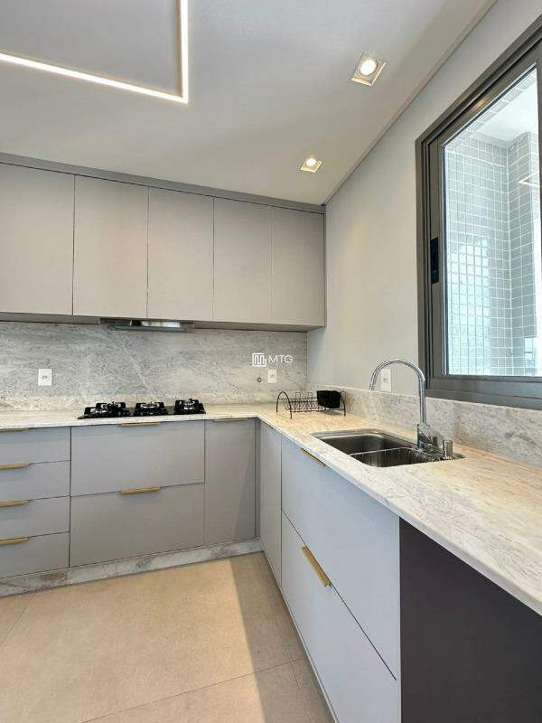 Apartamento para aluguel no Centro: 