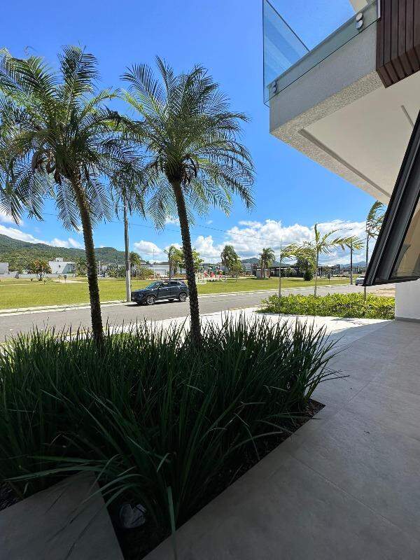Casa em Condomínio à venda no Santa Regina: 
