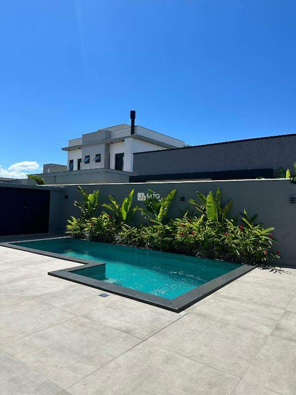 Casa em Condomínio à venda no Santa Regina: 