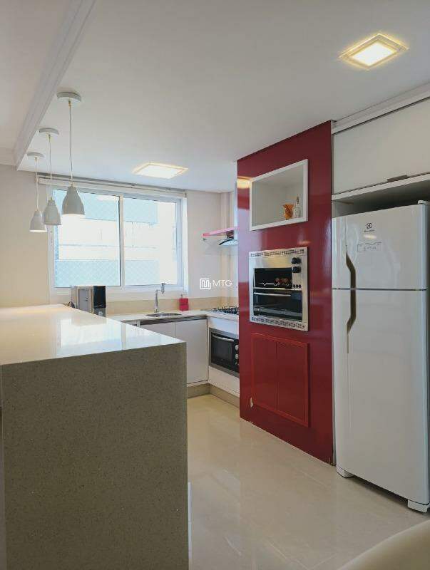 Apartamento para aluguel no Centro: 