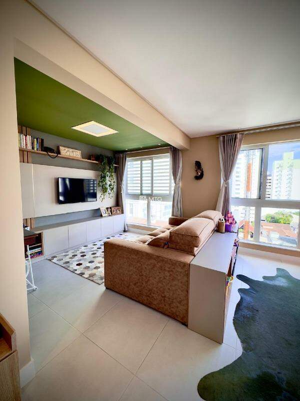 Apartamento para aluguel no Centro: 