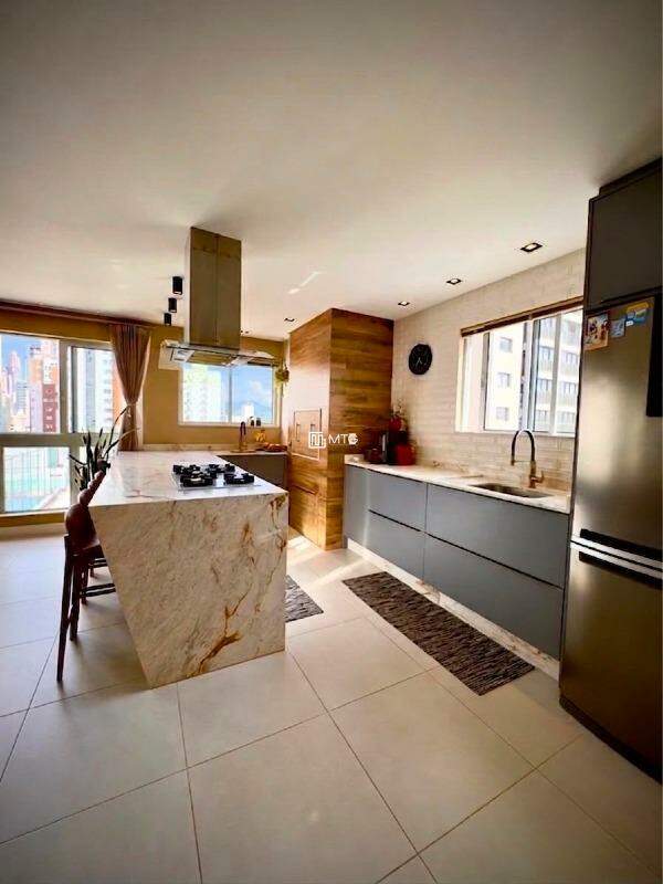 Apartamento para aluguel no Centro: 
