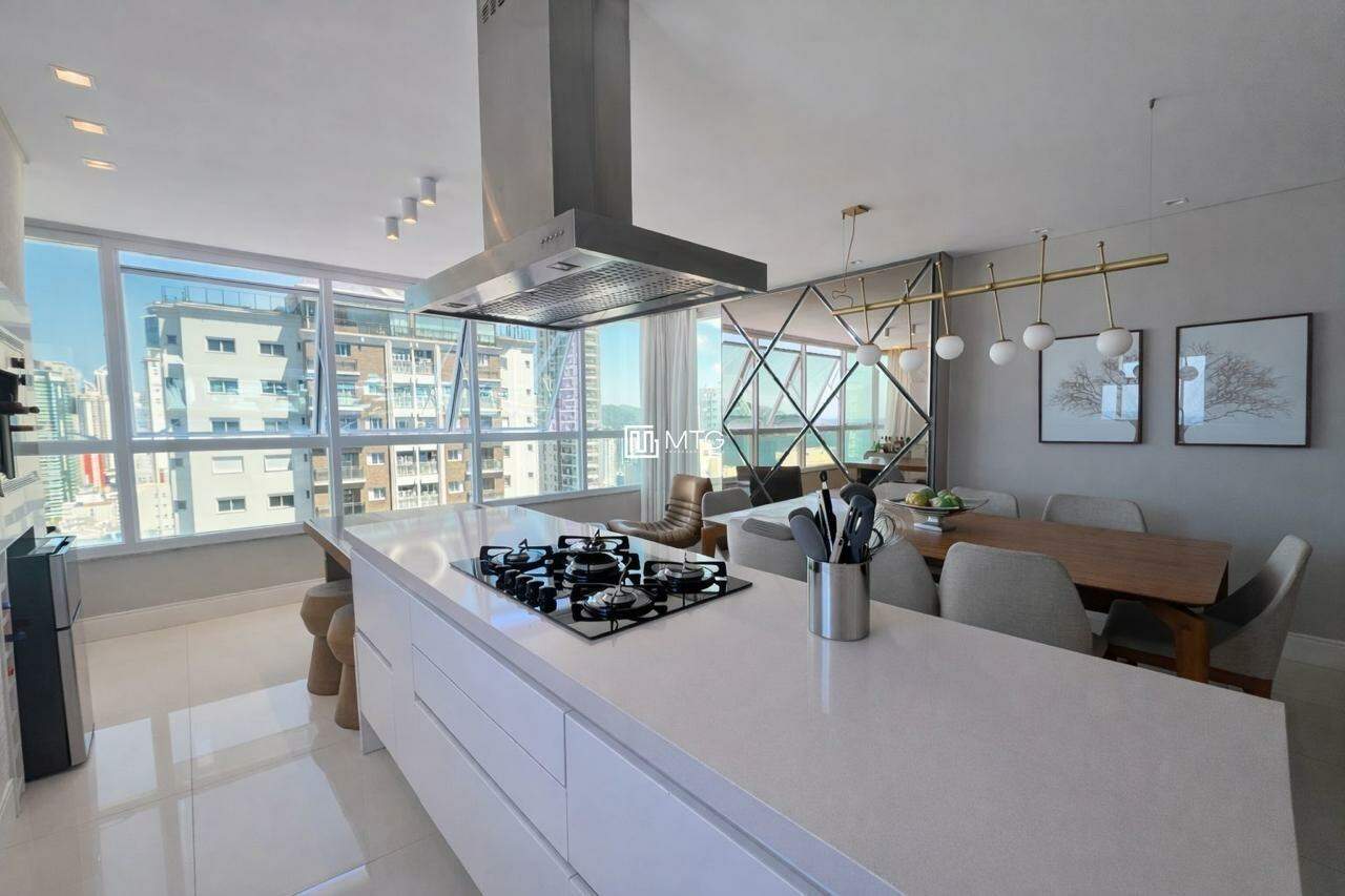 Apartamento para aluguel no Centro: 