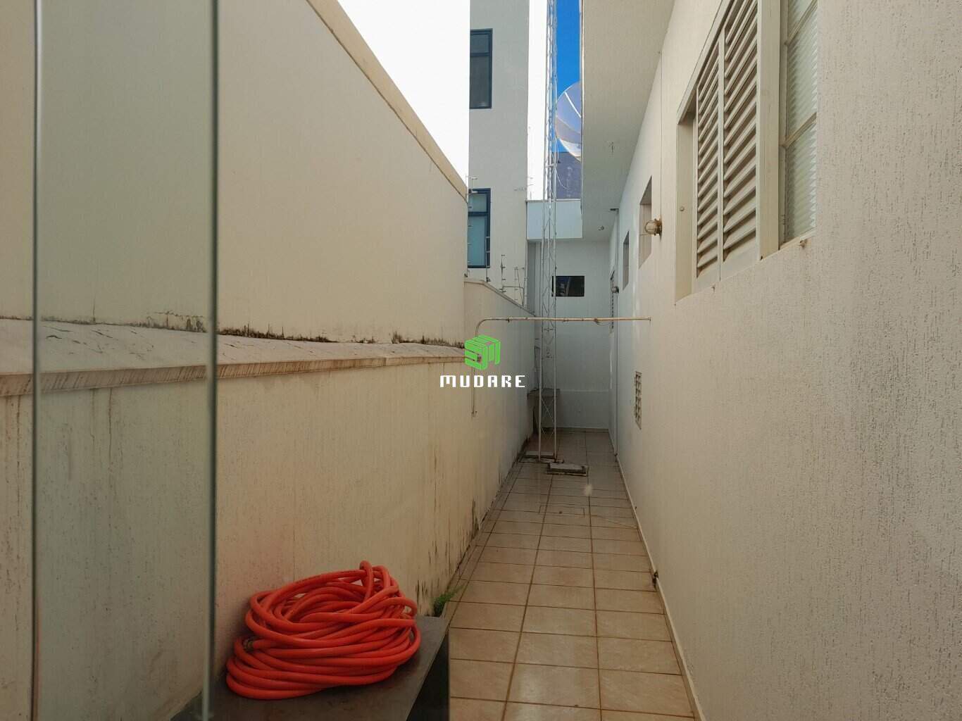 Casa à venda no Centro: Mudare - Centro