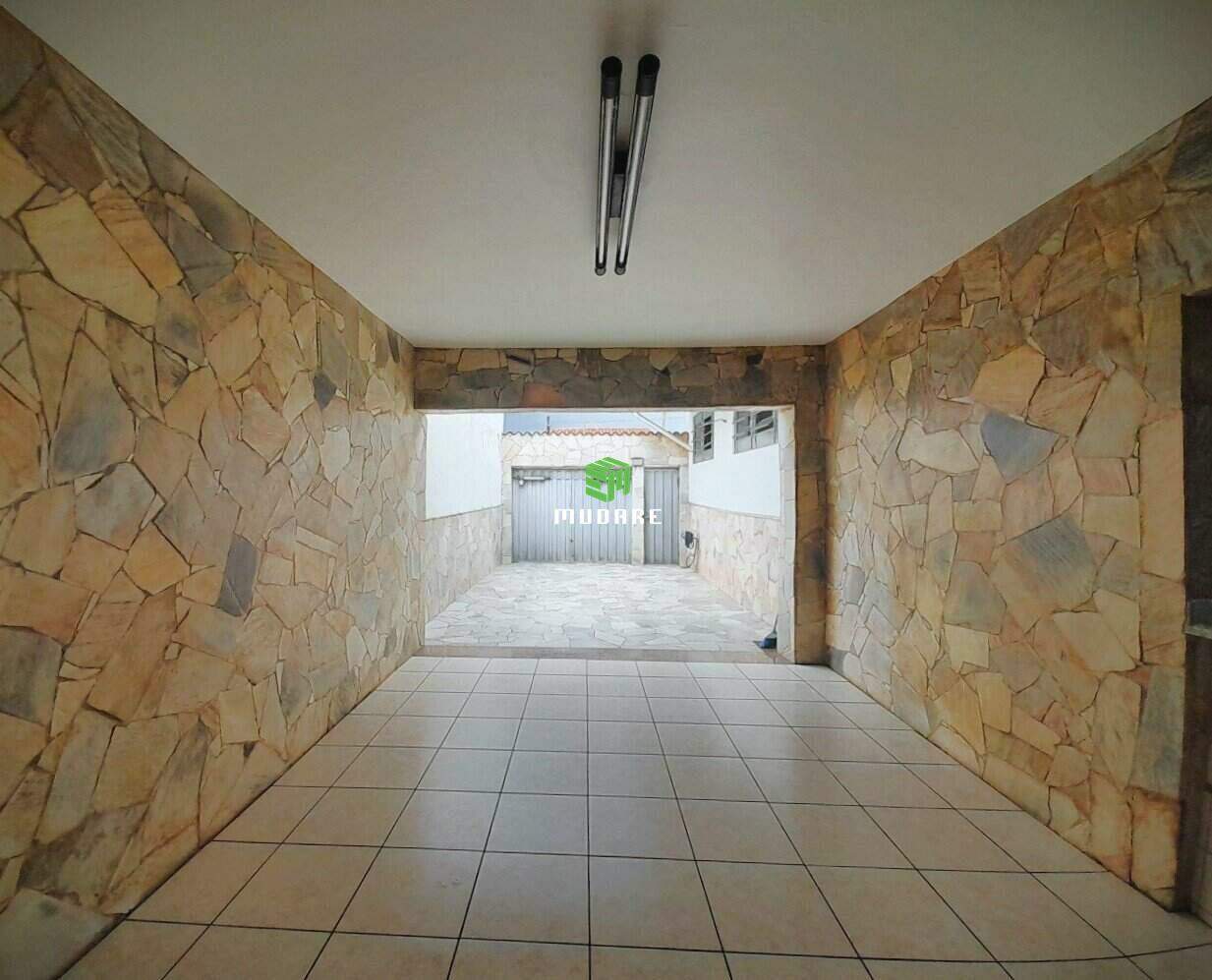 Casa à venda no Prolongamento Jardim Ângela Rosa: Mudare - Ângela Rosa