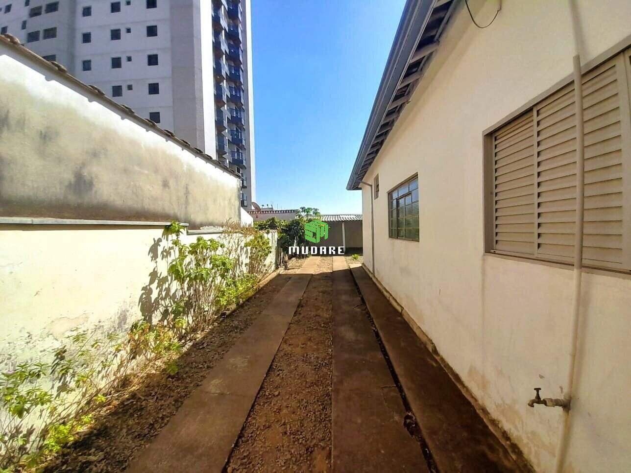 Casa à venda no Centro: Mudare - Centro