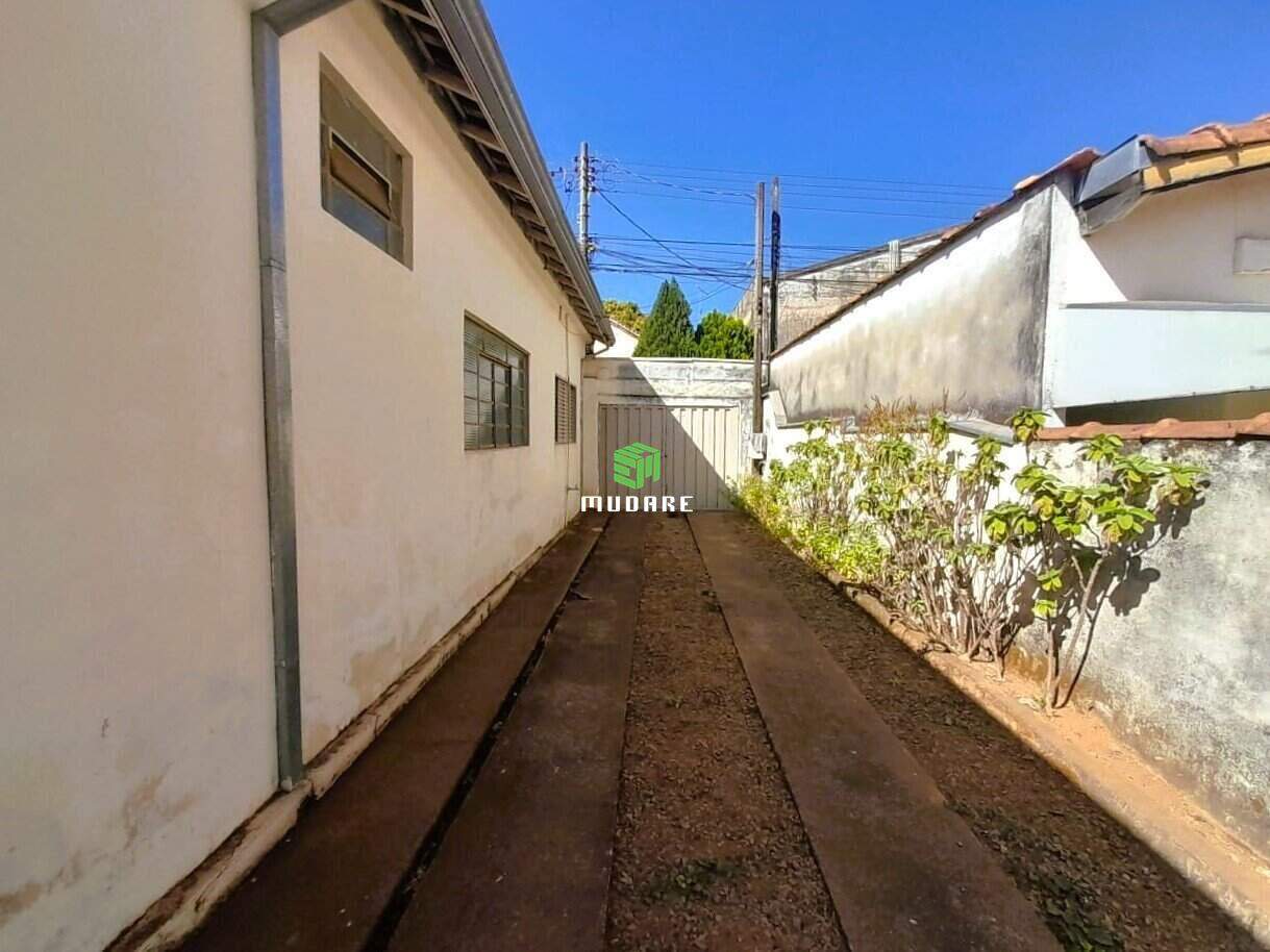 Casa à venda no Centro: Mudare - Centro