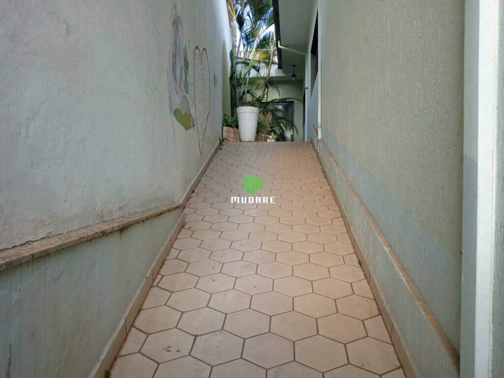 Casa à venda no Centro: Mudare - Centro