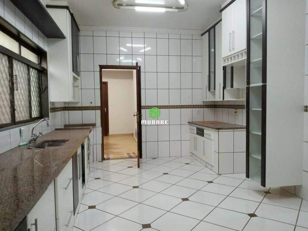 Casa à venda no Centro: Mudare - Centro