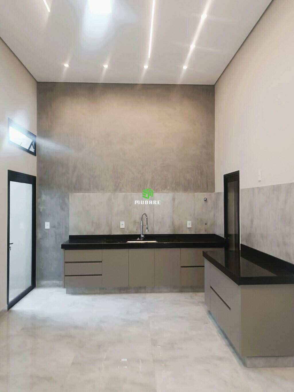 Casa à venda no Residencial Ana Helena: Mudare - Res. Ana Helena