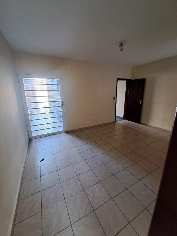 Casa para aluguel no CENTRO: 