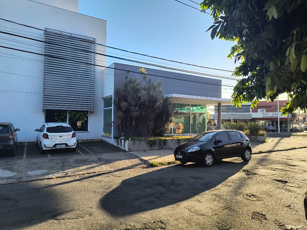Salão para aluguel no JARDIM CALIFORNIA: Salão Francisco de Paula Leite Indaiatuba SP