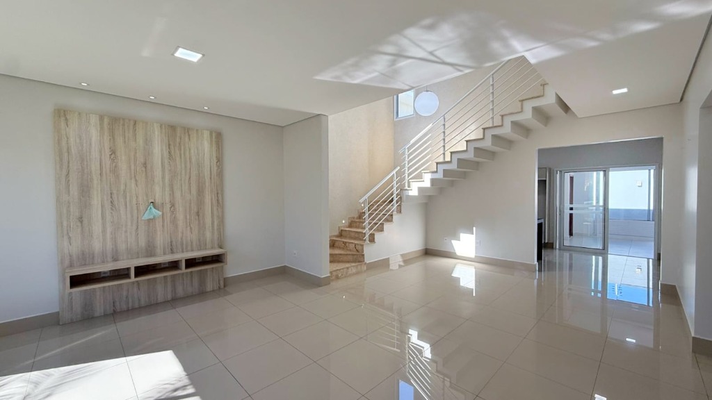 Casa para aluguel no JARDIM RESIDENCIAL DONA LUCILLA: Foto 03