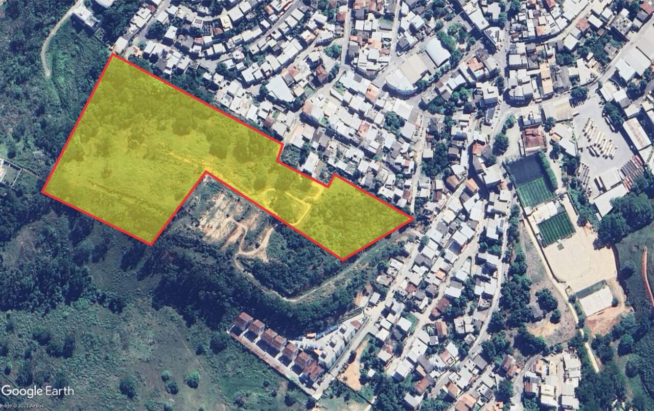Terreno à venda no Paraíso: 