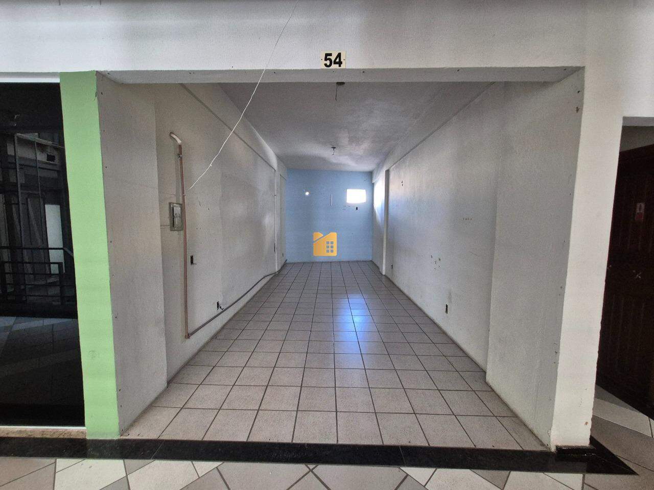 SALA para aluguel no Guandú: 