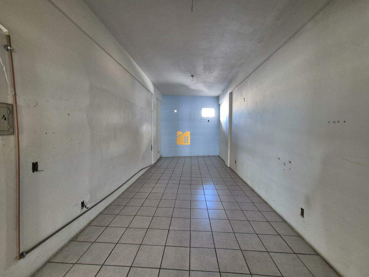 SALA para aluguel no Guandú: 