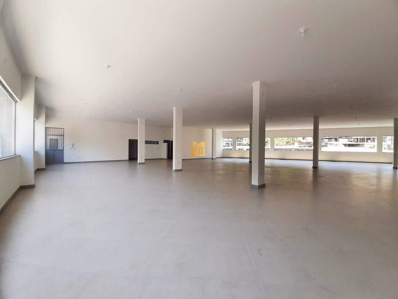 SALA para aluguel no São Francisco de Assis: 