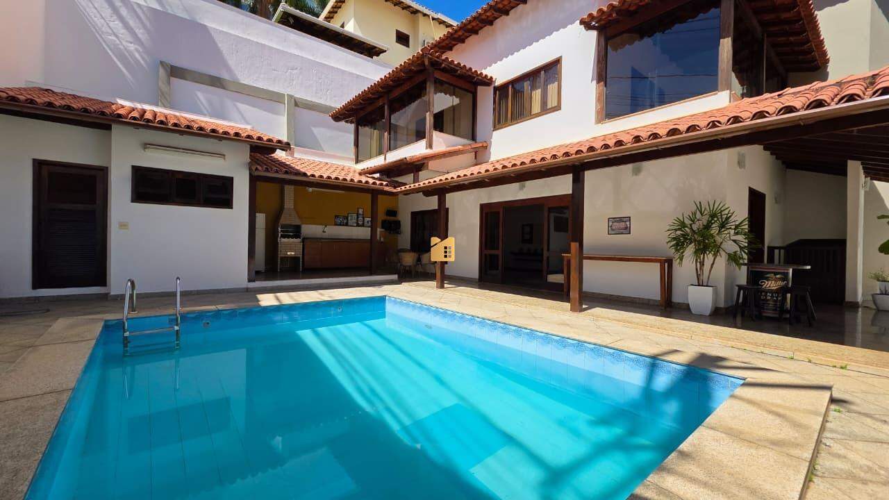 Casa à venda no Gilberto Machado: 
