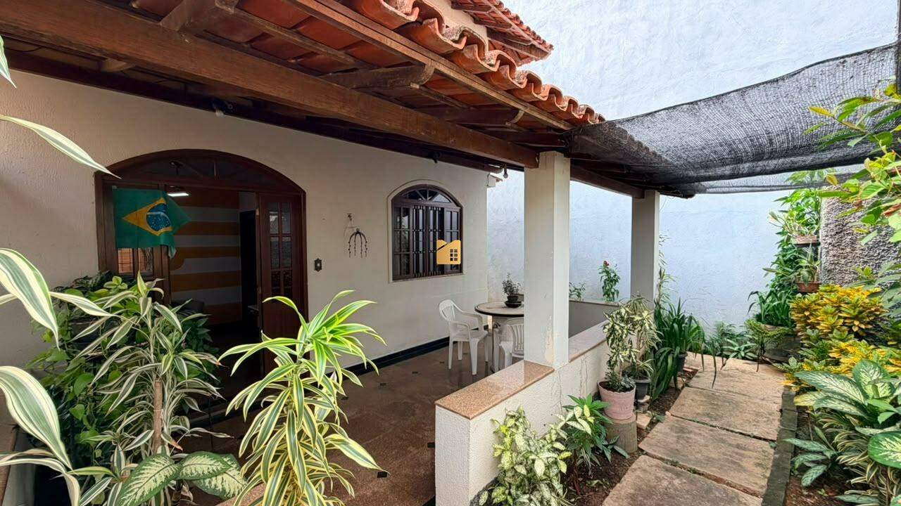 Casa à venda no BNH: 