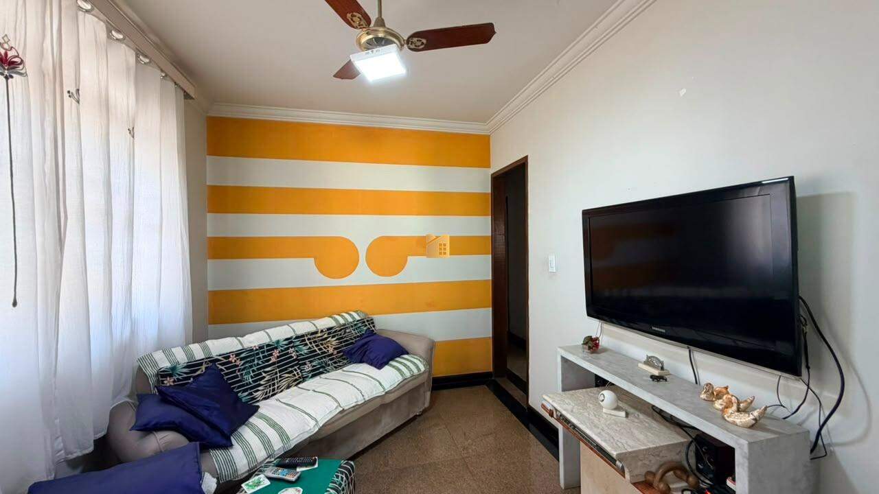 Casa à venda no BNH: 