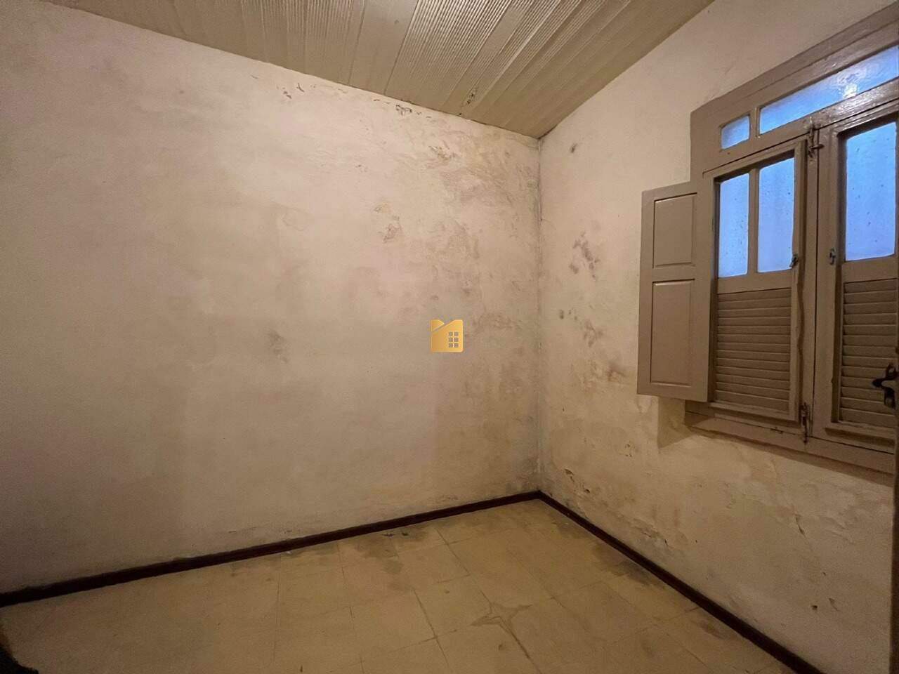 Casa Comercial à venda no Centro: 