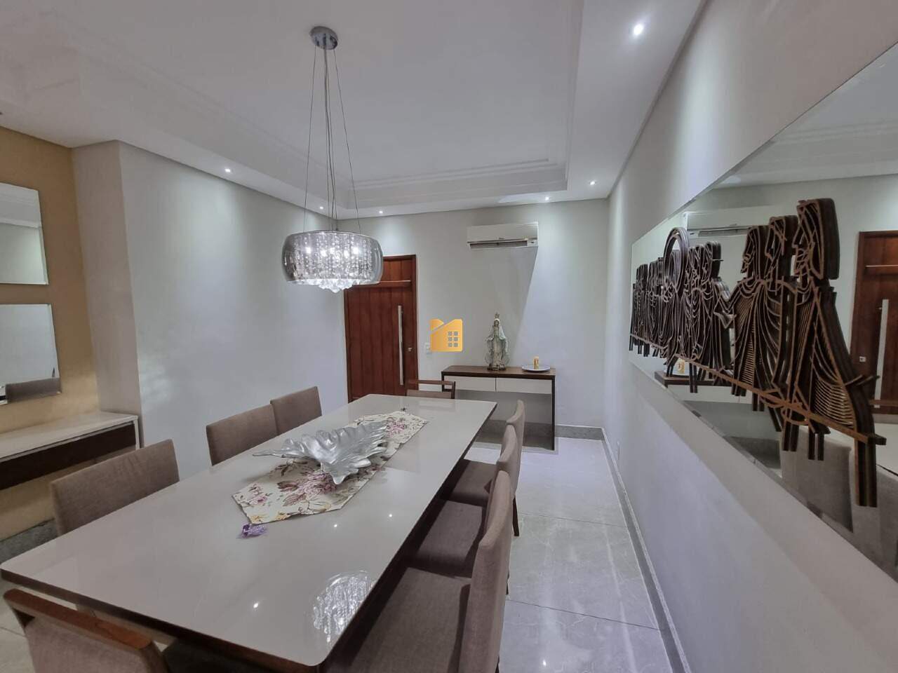 Apartamento à venda no Independência: 