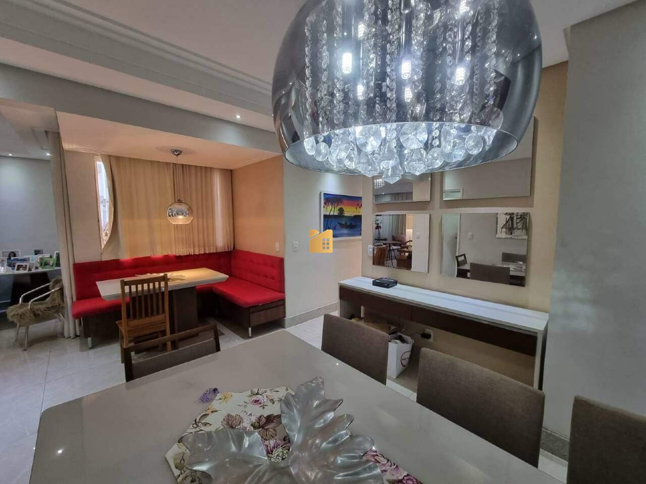 Apartamento à venda no Independência: 