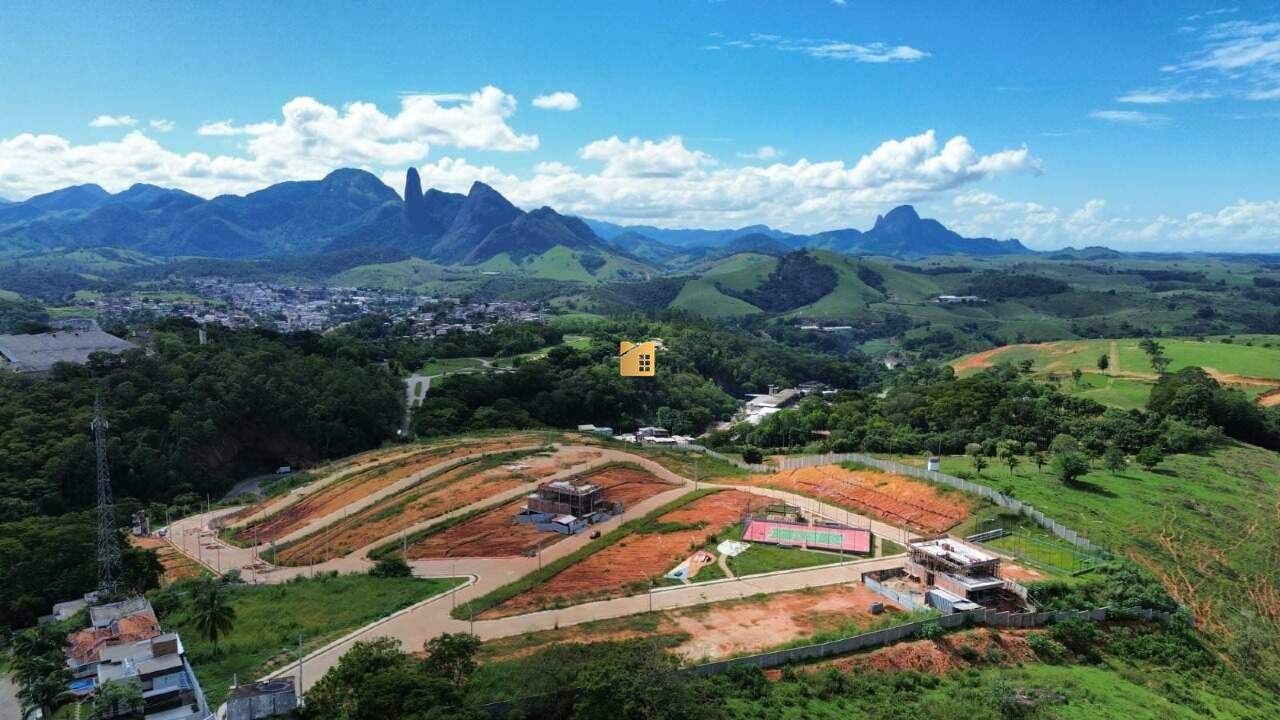 Terreno à venda no Paraíso: 
