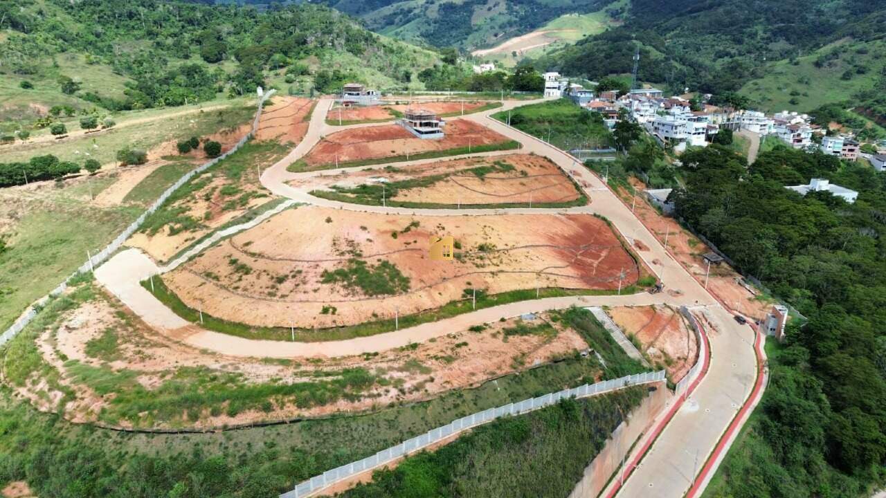 Terreno à venda no Paraíso: 