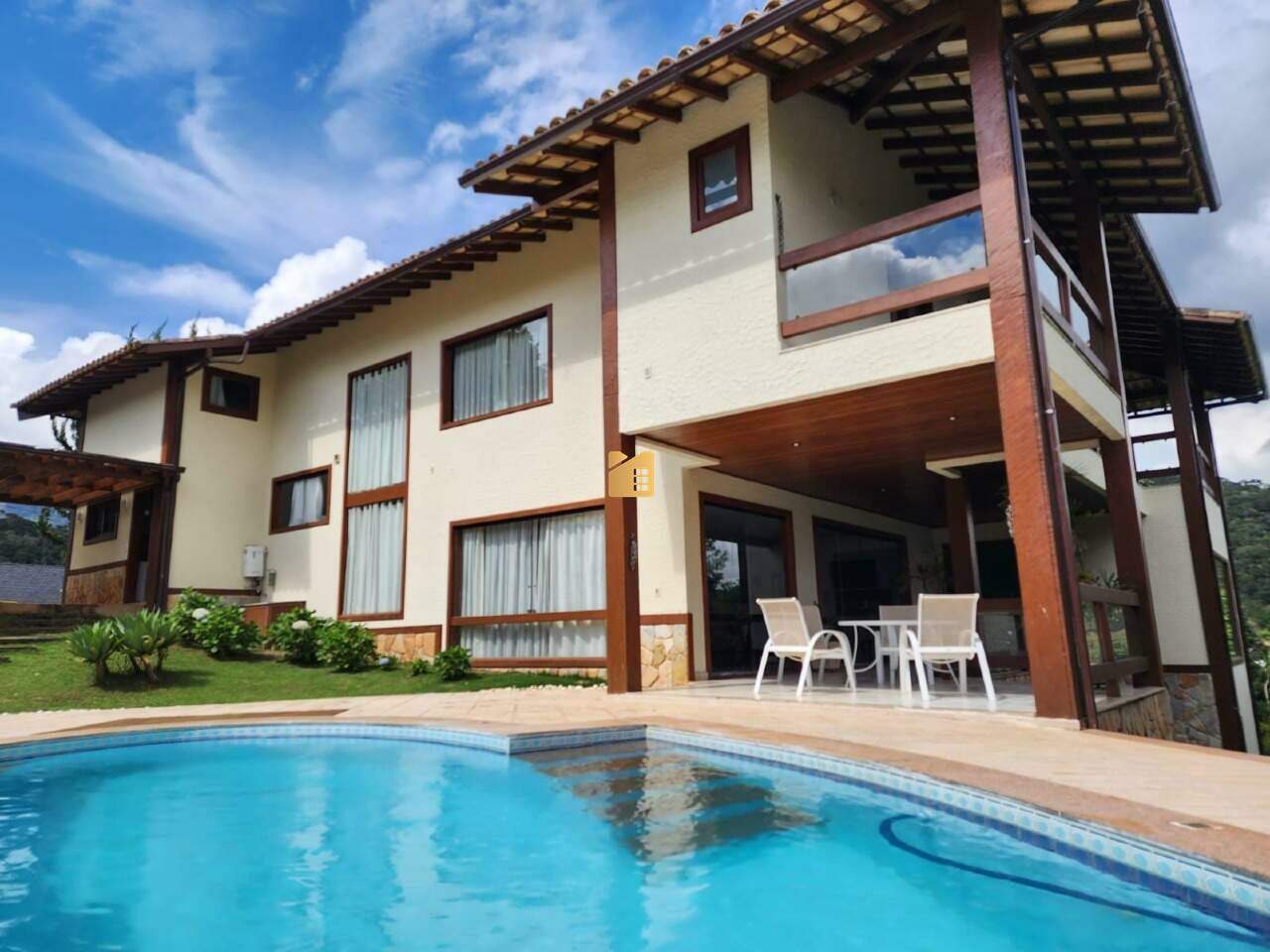 Casa à venda no Alto Castelinho: 