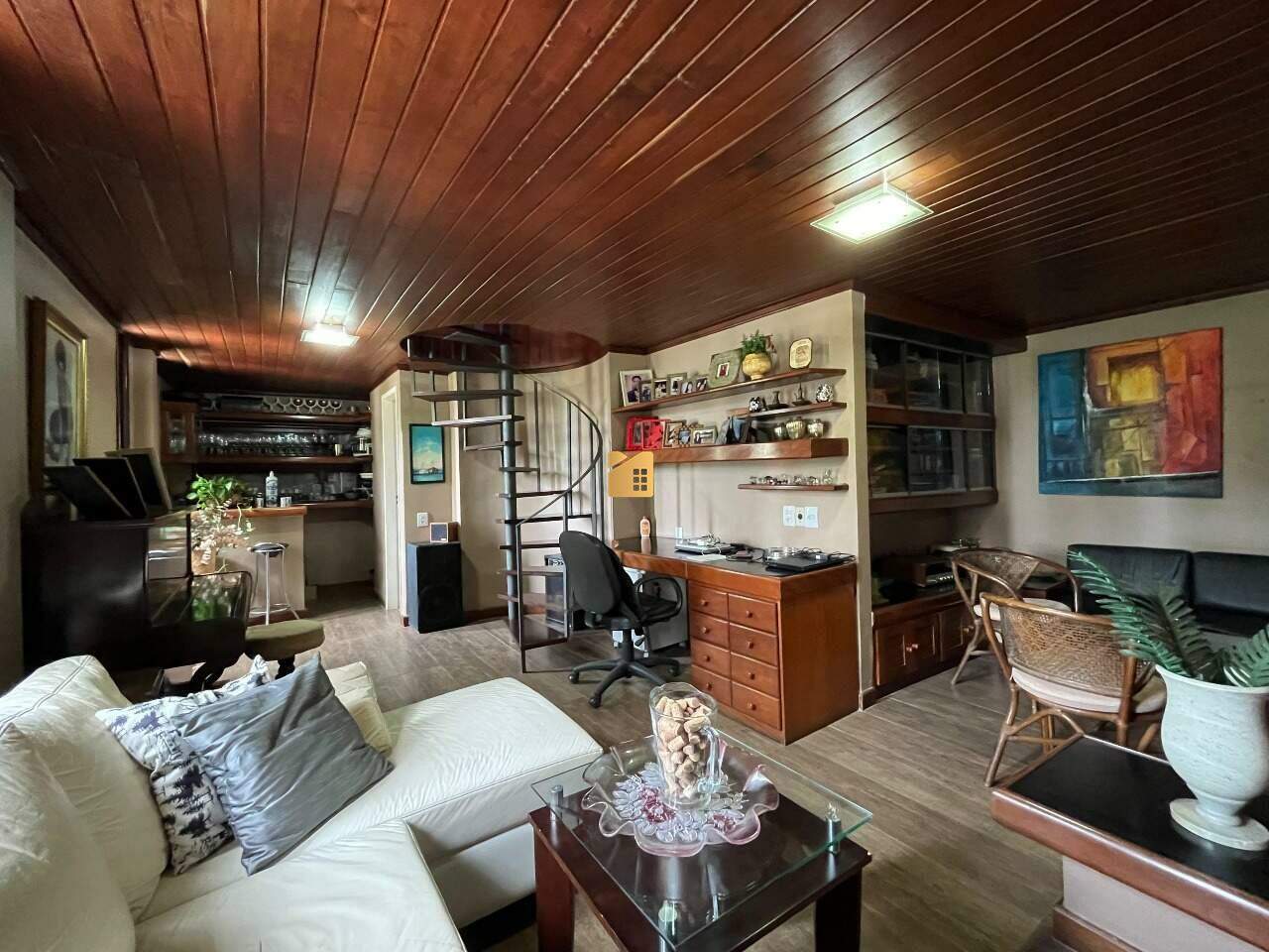 Casa à venda no Gilberto Machado: 