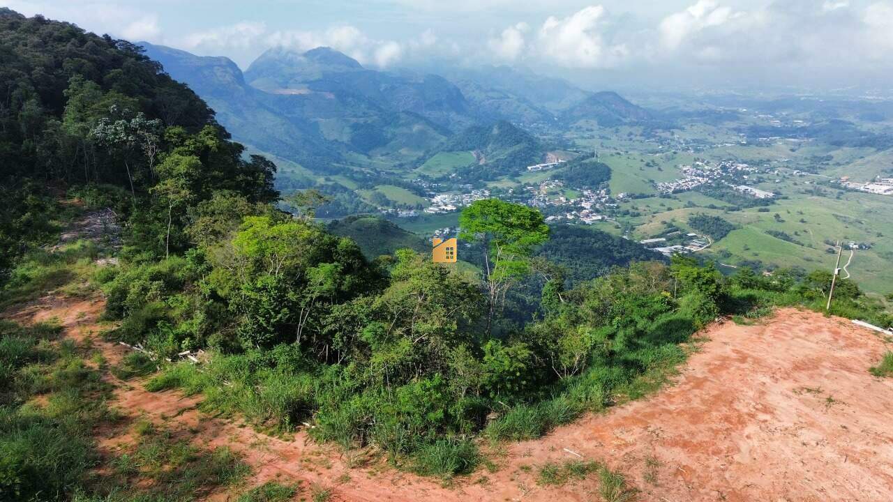 Terreno à venda no Zona Rural: 