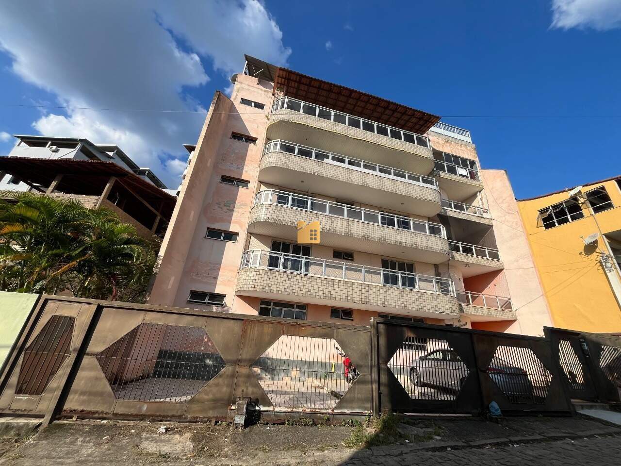 Apartamento à venda no Ibitiquara: 