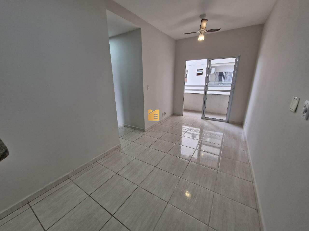Apartamento à venda no Waldir Furtado Amorim: 
