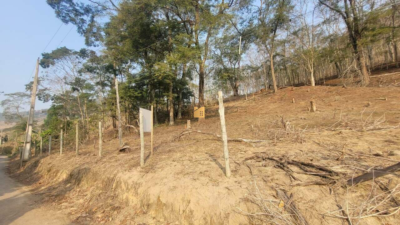 Terreno à venda no SOTURNO: 