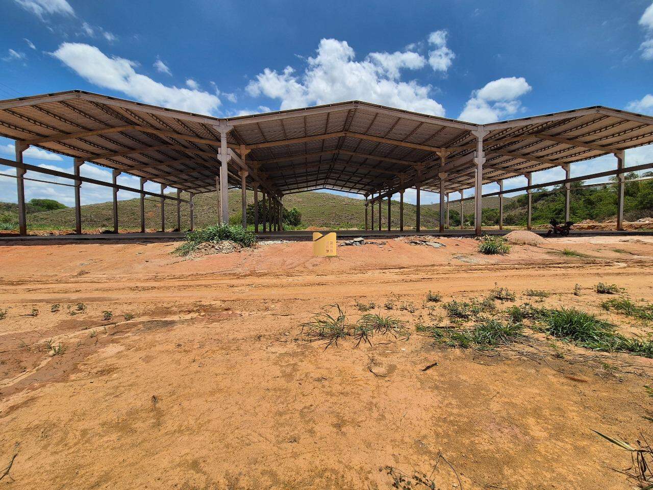 GALPÃO para aluguel no CORREGO SANTANA : 