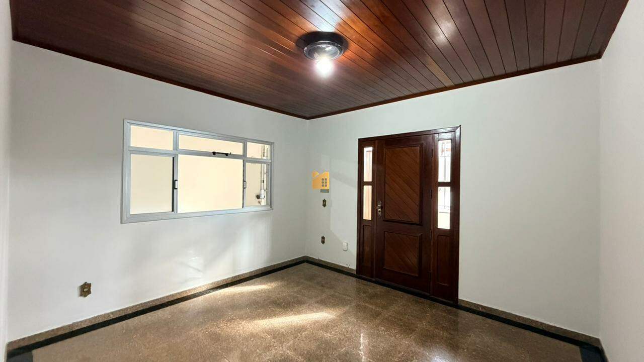 Casa à venda no Caiçara: 