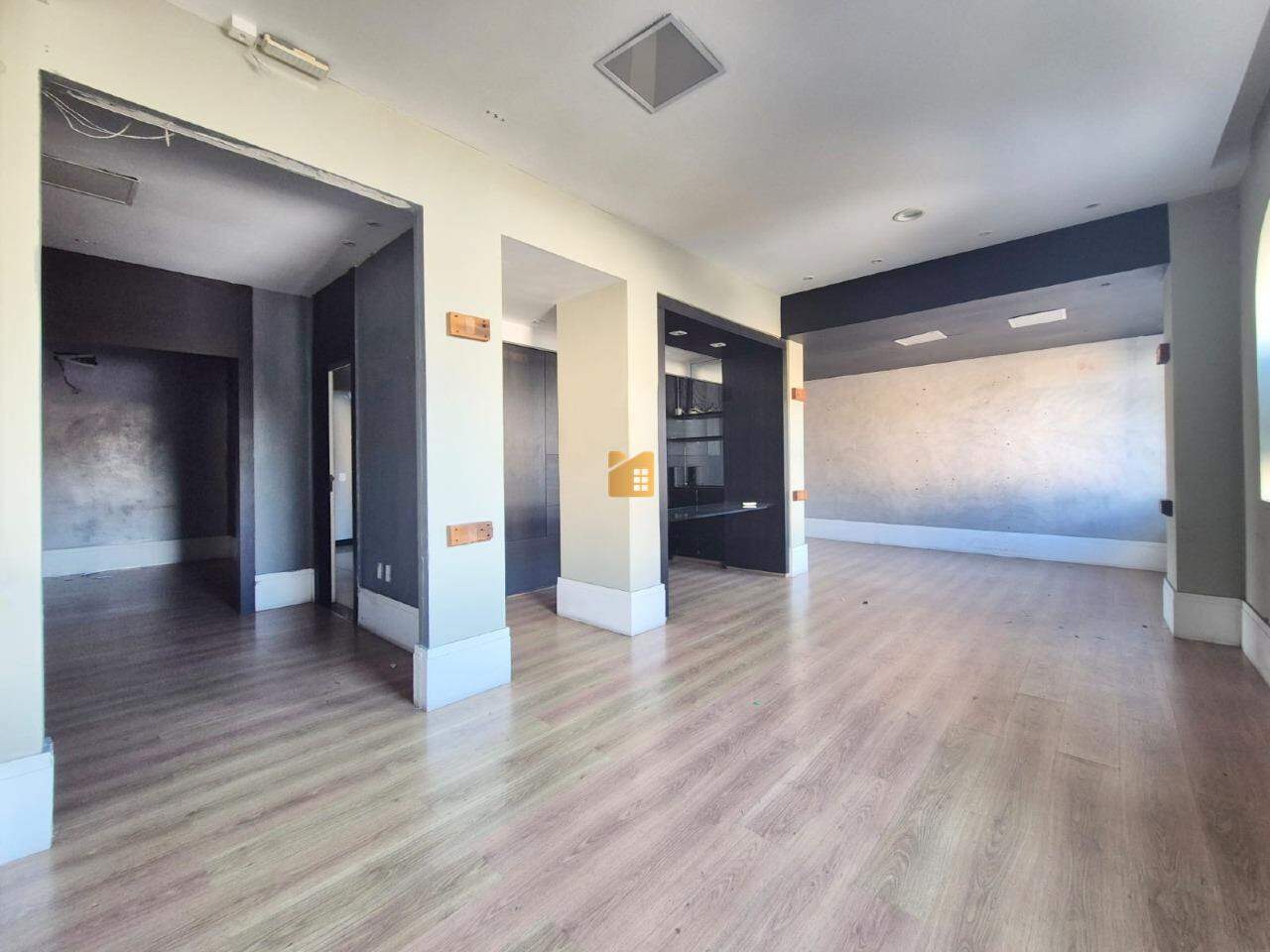 Ponto Comercial para aluguel no Centro: 