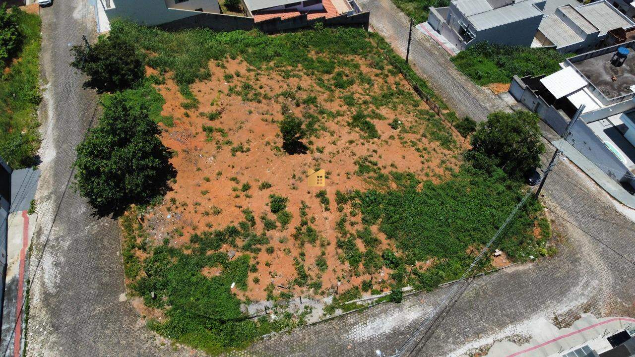 Terreno à venda no Jardim Itapemirim: 