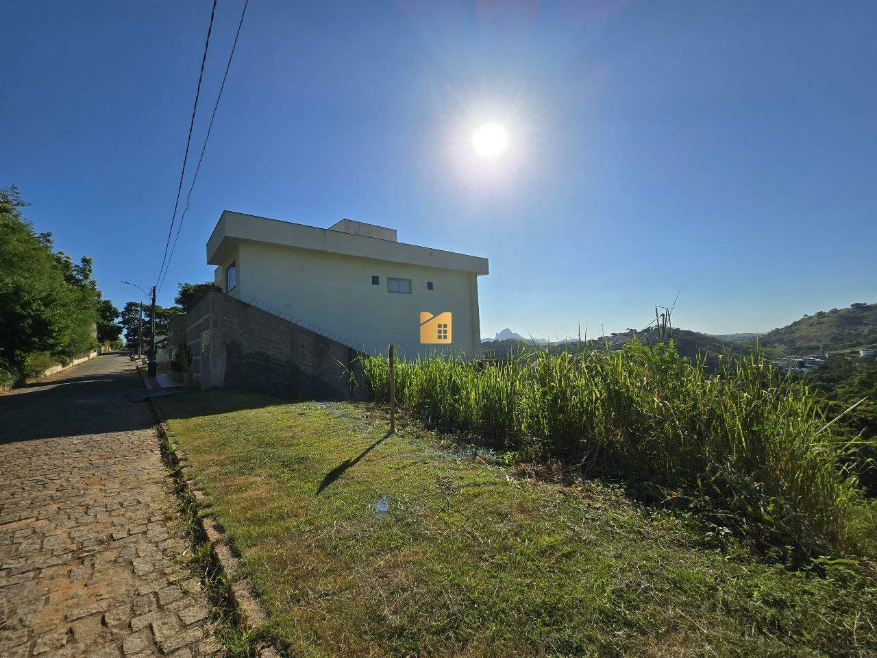 Terreno à venda no Paraíso: 